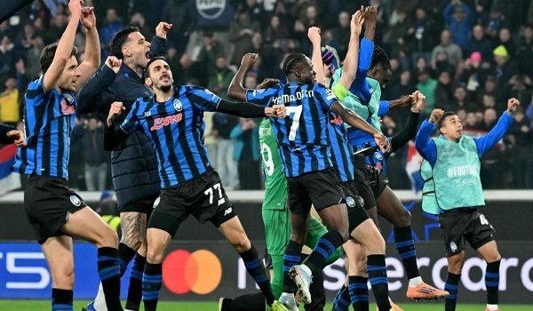 Pemain Atalanta meraikan kejayaan mara ke pusingan 16 Liga Juara Eropah. Foto/AFP