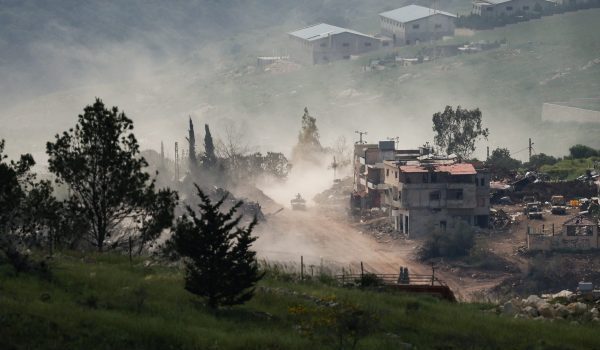Zionis Israel arah penduduk di tujuh kampung di selatan Lubnan supaya berpindah/Foto REUTERS