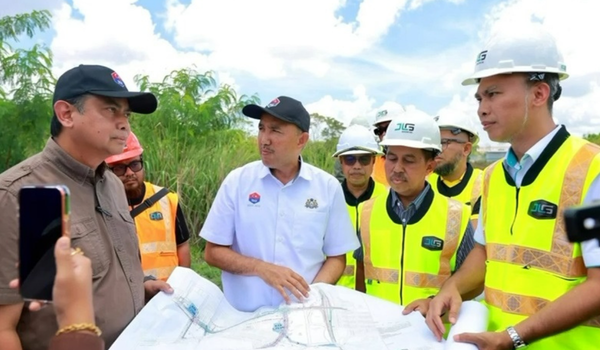 Foto Facebook Datuk Mohd Jafni Md Shukor