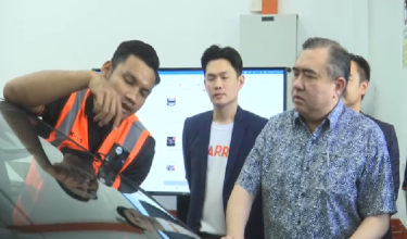 Menteri Pengangkutan, Anthony Loke Siew Fook/ RTM