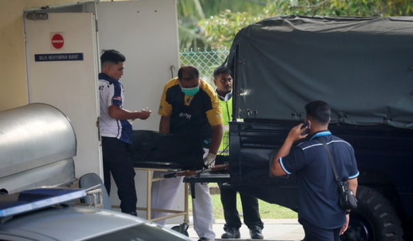 enazah Nur Izzati Humaira Azizul, 19, dihantar ke Unit Forensik Hospital Sungai Buloh bagi proses bedah siasat/ BERNAMA