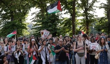 Penduduk Perancis mengecam kekejaman rejim Zionis Israel ke atas Palestin/ AFP
