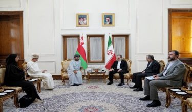 A handout picture provided by the Iranian Foreign Ministry Office, shows Iranian Foreign Minister Abbas Araghchi (top-R) and Omans' Foreign Minister Sayyid Badr al-Busaidi (Top-L) meeting in Tehran on August 25, 2026, as Tehran and Muscat seek a way to regulate the passage of ships through the Strait of Hormuz. Iran has exerted control over Hormuz, a key waterway for oil and gas shipping, since the outbreak of the war in the Middle East on February 28. It requires vessels to obtain permission and pay transit fees before using the waterway. (Photo by IRANIAN FOREIGN MINISTRY OFFICE / AFP) / RESTRICTED TO EDITORIAL USE - MANDATORY CREDIT "AFP PHOTO /  Iranian Foreign Ministry Office" - HANDOUT - NO MARKETING NO ADVERTISING CAMPAIGNS - DISTRIBUTED AS A SERVICE TO CLIENTS / RESTRICTIONS: ISRAEL OUT - NO ACCESS ISRAEL MEDIA/PERSIAN LANGUAGE TV STATIONS OUTSIDE IRAN/STRICTLY NO ACCESS BBC PERSIAN/VOA PERSIAN/MANOTO TV/IRAN INTERNATIONAL TV
