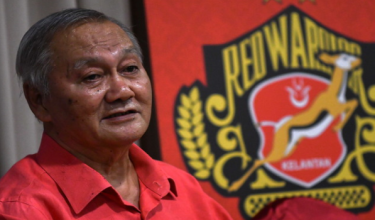 Ketua jurulatih KRW FC Irfan Bakti Abu Salim / BERNAMA