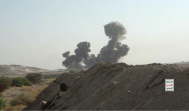 Rakaman yang dikeluarkan kumpulan Houthi di Yaman menunjukkan kejadian yang didakwa sebagai serangan oleh pejuang mereka terhadap pasukan yang disokong Arab Saudi di wilayah Al-Jawf, utara Yaman. (GAMBAR)