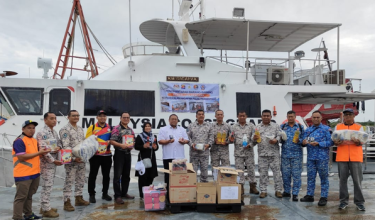 JKM Negeri Terengganu menghantar bekalan makanan dan barangan keperluan asas ke Pulau Perhentian sebagai persediaan menghadapi Monsun Timur Laut (MTL) 2026/2027