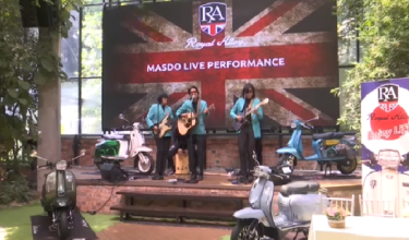 Kemunculan pertama Kugiran Masdo dalam arus muzik perdana menerusi lagu Bunga pada 2016 berjaya diterima baik peminat.