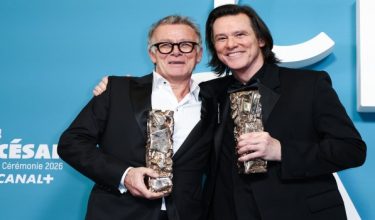 pengarah veteran Amerika Richard Linklater (kiri) bersama Jim Carrey (kanan)/AFP
