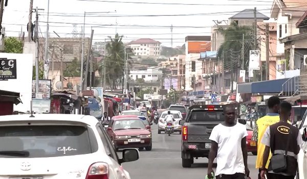 Keadaan di bandar Accra, Ghana/ REUTERS