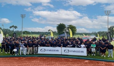 Kesemua peserta yang mengambil bahagian pada kejohanan golf Trofi Mazda 2024