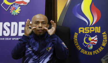 Pemain boling pekak kebangsaan, Mohd Zaidi Awang/ BERNAMA