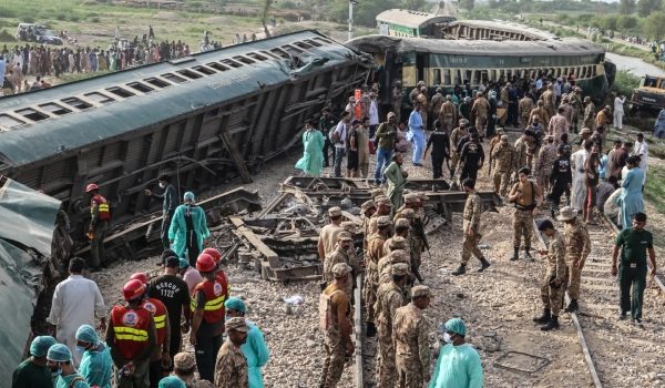 Bangladesh sering berdepan kerosakan tren kereta api akibat infrastruktur uzur dan penyelenggaraan tidak mencukupi/Gambar fail AFP 2023