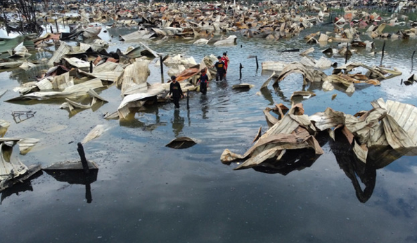Kebakaran yang berlaku pada 19 April telah menjejaskan lebih 9,000 penduduk dan memusnahkan lebih 1,000 rumah.  / Foto BERNAMA