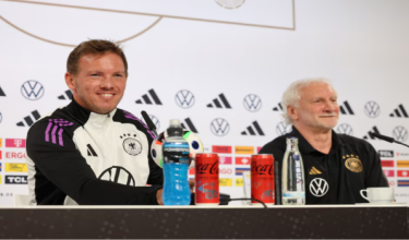 Jurulatih Jerman, Julian Nagelsmann (kanan) dan Pengarah Sukan, Rudi Voller (kiri)/Foto REUTERS