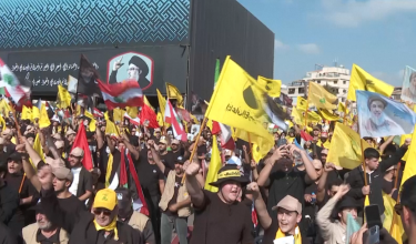 Antara peserta himpunan memperingati setahun pemergian Hassan Nasrallah / Foto REUTERS