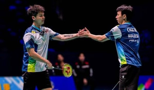 Beregu profesional negara, Chia Weijie-Teo Ee Yi gagal menamatkan perlawanan menentang pilihan kedua dari England