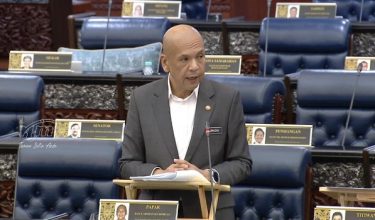 Menteri Perdagangan Dalam Negeri dan Kos Sara Hidup, Datuk Armizan Mohd Ali