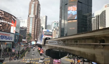 FOTO HIASAN