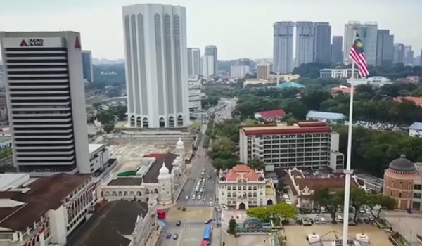 2903 BZ MAS BERDAYA TAHAN JP MOGAN