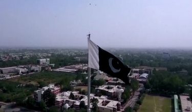 Bendera Pakistan/ REUTERS