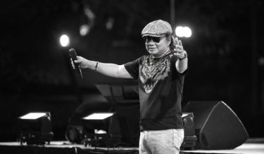 Allahyarham Joey BPR ketika membuat persembahan terakhirnya pada program Pesona Malaysia: Laman Santai di Istana Budaya, Kuala Lumpur, malam Jumaat/Foto Istana Budaya