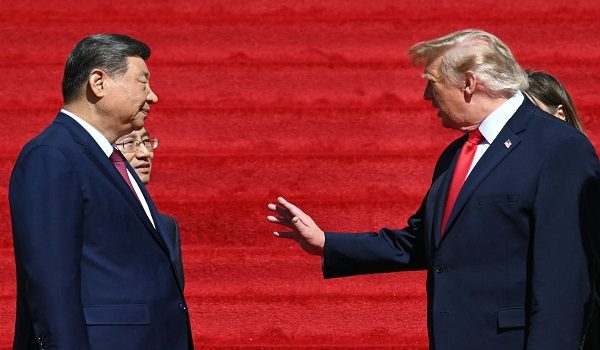 Xi (kiri) dan Trump (kanan) bertemu di White House minggu lalu / Foto AFP