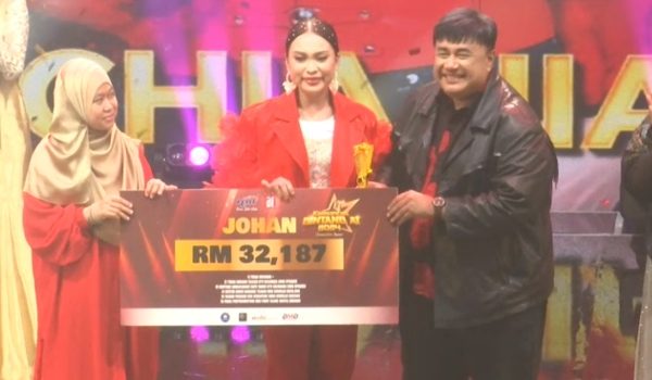 Jacyn Chia dinobatkan Johan Kemuncak Bintang AiFM membawa pulang wang tunai RM32,187