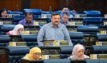 2910 AMIR GULUNG BUDI