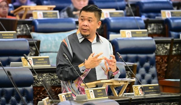 2910 LUKANISMAN AWANG (1)