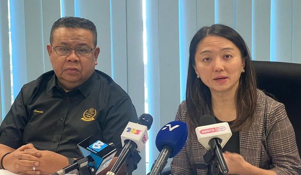 Hannah dalam sidang media selepas meninjau lokasi naik taraf Akademi Sepak Takraw Malaysia /Foto RTM