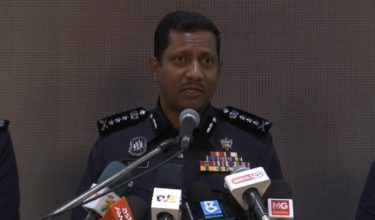 Ketua Polis Selangor, Datuk Hussein Omar Khan