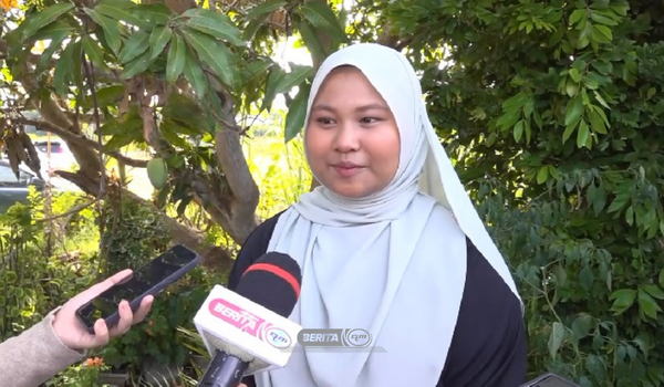 Putri Qisya Nur Izza