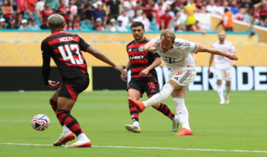Harry Kane menjadi watak utama apabila meledak dua gol untuk membantu Bayern Munich menewaskan Flamengo 4-2 dalam aksi penuh intensiti di Stadium Hard Rock, Miami / Foto Reuters
