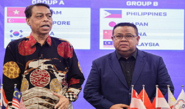 Datuk Abdul Halim Kader (kiri) dan Datuk Mohd Sumali Reduan / BERNAMA