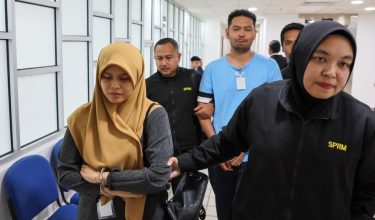 Atiqah Mohamad Alwi, 36, bersama suaminya, Muhamad Fakhrullah Abd Rahim, 37, mengaku tidak bersalah atas dua pertuduhan menyalahgunakan wang milik sebuah syarikat berjumlah RM56,000