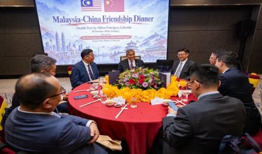 Foto Facebook Zahid Hamidi