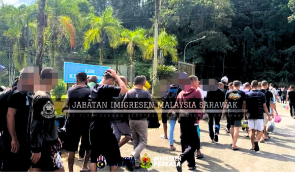 FOTO JIM SARAWAK