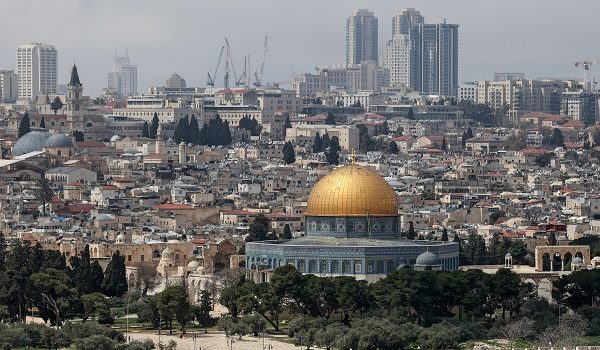 This picture shows a view of Jerusalem with an empty Al-Aqsa Mosque compound and its Dome of the Rock on March 27, 2026, as the revered holy site has remained closed since the US-Israel war with Iran began on February 28. (Photo by AHMAD GHARABLI / AFP) /