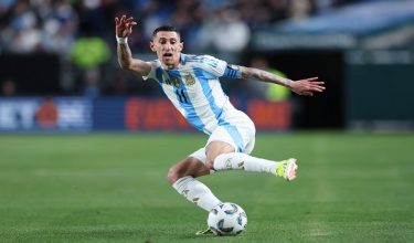 emain bola sepak Argentina Angel Di Maria / AFP