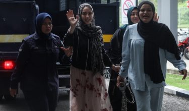Lima wanita daripada dua keluarga yang mengaku bergaduh di Pasar Melor minggu lepas masing-masing dijatuhi hukuman denda RM1,000/Foto BERNAMA