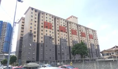 FOTO HIASAN