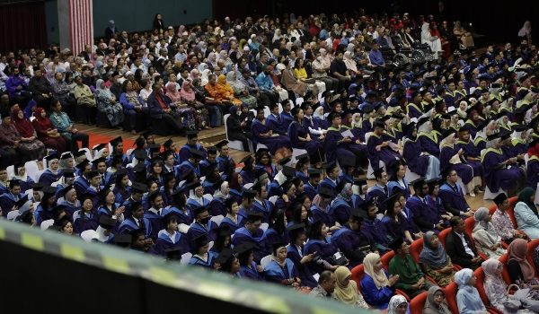 Gambar Universiti Malaya