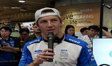Liam Lawson ketika membuat kemunculan di KLIA