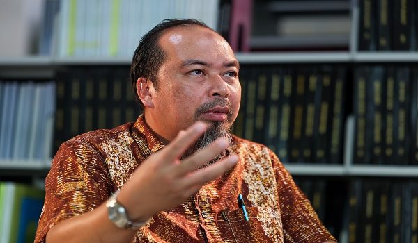 KUALA LUMPUR, 24 Nov -- Pengarah Program MBA, Putra Business School Prof Madya Dr Ahmed Razman Abdul Latiff ketika ditemu bual Bernama sempena setahun Pentadbiran Perdana Menteri Datuk Seri Anwar Ibrahim di Putra Business School, baru-baru ini.

--fotoBERNAMA (2023) HAK CIPTA TERPELIHARA